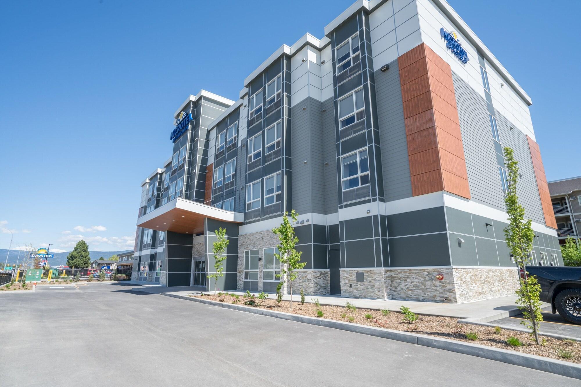 Park Inn By Radisson, Kelowna Exteriör bild